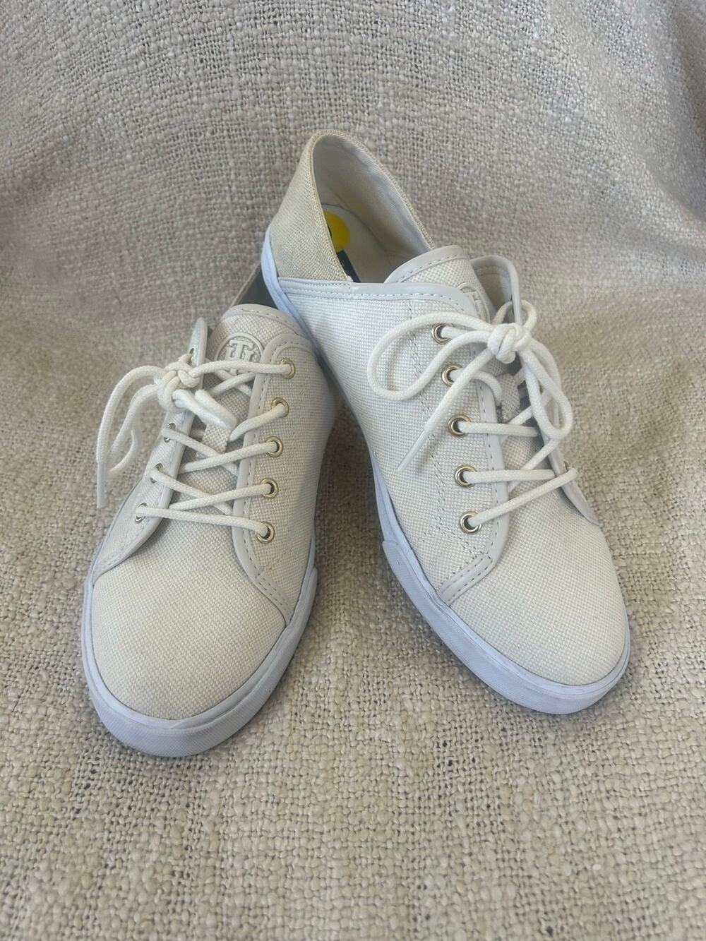 Tommy Hilfiger Women’s Cream and Tan canvas Sneakers Size 9